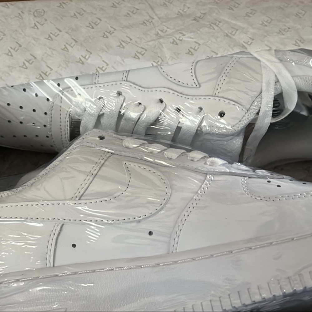Brand new air force 1s